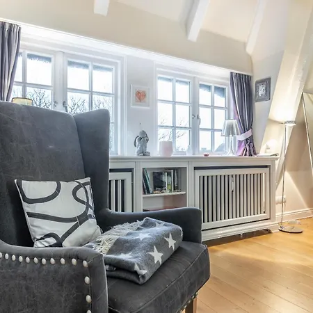 Kleines Nest 40 Wattkueken 41 * Кайтум